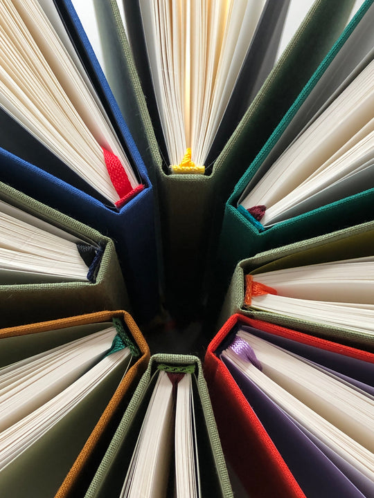 06.12.2025 – Hardcover Deluxe